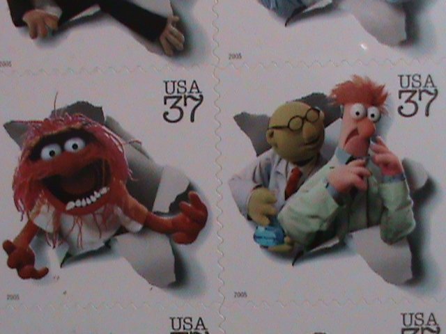 ​UNITED STATES-2005 SC#3944 JIM HENSON & THE MUPPETS MNH SHEET-VERY FINE