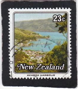 NEW ZEALAND,  #  687     used