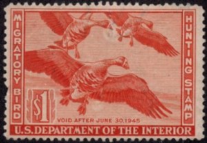 United States RW11 - Mint-NH - $1 Greater White-fronted Goose (1944) (cv $125.00