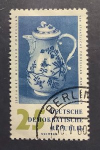 Germany DDR 1960 Scott 508 used - 25pf,  Meissen Porcelain Factory, 250th anniv