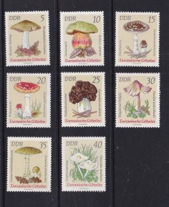 German Democratic Republic DDR  #1533-1540 MNH 1974 poisonous mushrooms