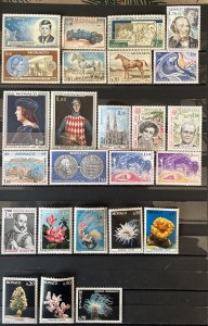 Monaco MNH Selection #596//1267- SCV=$19.25