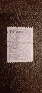 US Scott # 3998; used 39c Wedding Doves, 2006; VF centering