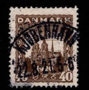 DENMARK  Scott 158 Used 1920 Roskilde Cathedral stamp