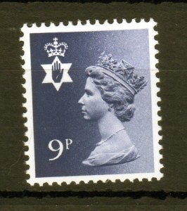 9p SCOTLAND REGIONAL UNMOUNTED MINT WITH PHOSPHOR PARTLY OMITTED