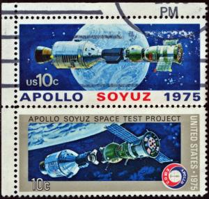 SC#1569-70 10¢ Apollo-Soyuz Mission Pair (1975) Used