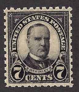 588 Mint,OG,NH... SCV $27.50... XF