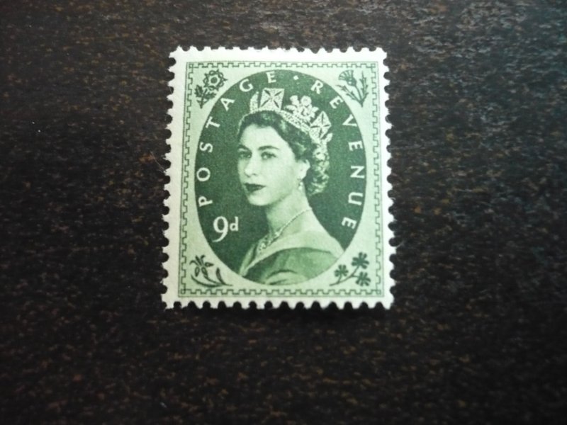 Stamps - Great Britain - Scott# 303 - Mint Hinged Part Set of 1 Stamp