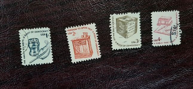 US Scott 1581//1612; set of 20 used Americana series from 1977; F/VF centering