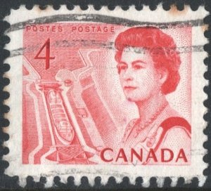 Canada SC#457 4¢ QE II, Ship in Lock in the St. Lawrence Seaway (1967) Used