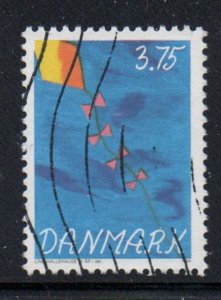 Denmark Sc 1010 1994 Childens Stamp Competition stamp  used