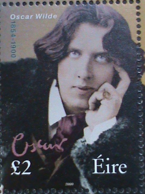 IRELAND 2000 SC#1237 THE HAPPY PRINCE-OSCAR WILDE-PLAYWRIGHT MNH S/S VF