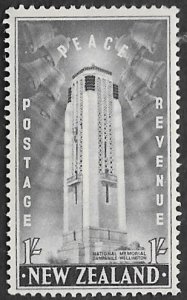 New Zealand Scott #257 1sh National Memorial, Wellington (1946) MLH