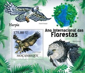 Mozambique - Eagles -  Stamp S/S 13A-523