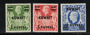 Kuwait #80 - #81a Very Fine Mint Lightly Hinged Set