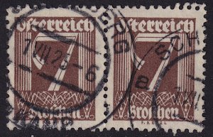 Austria - 1925 - Scott #309 - used pair - Numeral