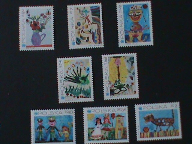 ​POLAND--SC#1809-16 25TH ANNIVERSARY OF UNICEF-PAINTINGS-MNH VF COMPLETE SET