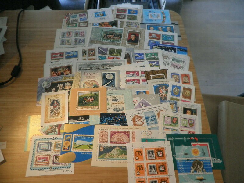 HUNGARY LOVELY 1960-1970s LOT WITH MNH MINI SHEETS INCLUDING BETTER ONES (2) 