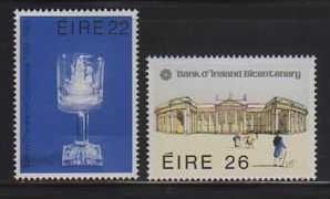 Ireland MNH sc# 557-8 Banking 2014CV $1.15