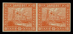 Saar #103 (Mi. 98U) Cat€100, 1922-23 15c orange, imperf. horizontal pair, hinged