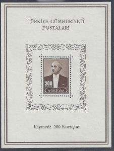 TURKEY 1943 PRESIDENT INONU SOUVENIR SHEET Sc 915a NEVER HINGED