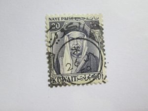 Kuwait #143 used  2021 SCV = $0.25