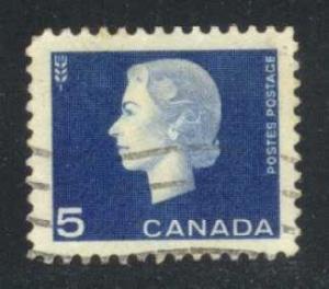 Canada #405 Queen Elizabeth II and Wheat; Used