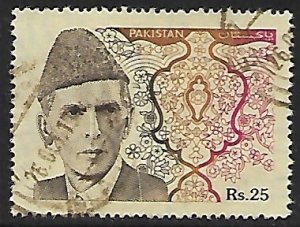 Pakistan # 818 - Mohammad Ali Jinnah - used....{GR39}