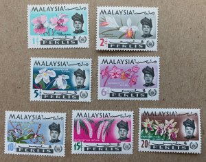 Perlis 1965 Orchid set, MNH. Scott 40-46, CV $4.90. SG 41-47