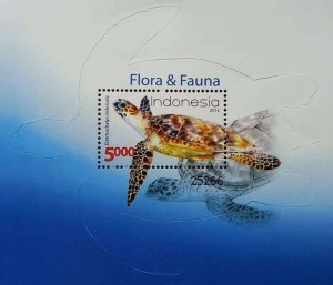 Indonesia Flora & Fauna 2014 Turtle Ocean Marine (ms) MNH *odd shape *unusual