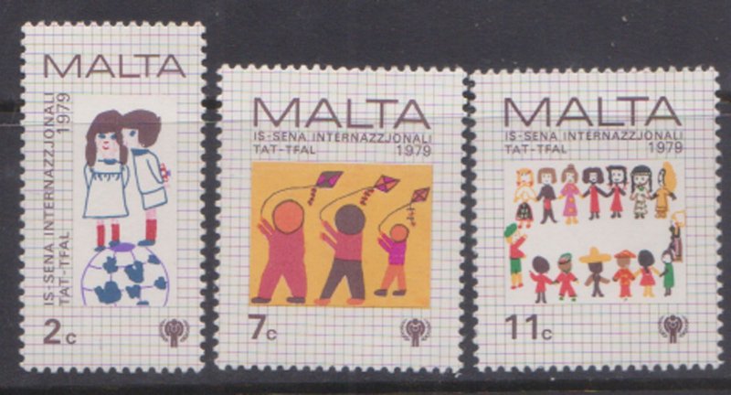 MALTA - 1979 INTERNATIONAL YEAR OF THE CHILD - 3V MINT NH