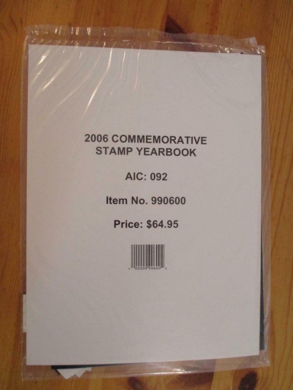 VEGAS - 2006 USPS Stamp Yearbook - With Original Sealed Stamps & Cover - EZ107