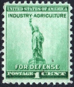 SC#899 1¢ Statue of Liberty Single (1940) MNH