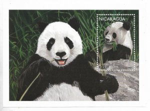 NICARAGUA 1999 PANDA BEAR NATURE CONSERVATION CAMPAIGN SOUVENIR SHEET MI BL 276