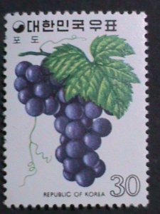 ​KOREA-1974-SC#896 FRUIT ISSUE-GRAPES MNH VERY FINE WE SHIP TO WORLD WIDE