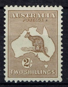 AUSTRALIA SG41 1916 2/= BROWN LMM