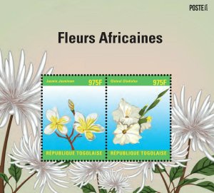 Togo 2014 - African Flowers - Souvenir Sheet of 2 stamps - MNH