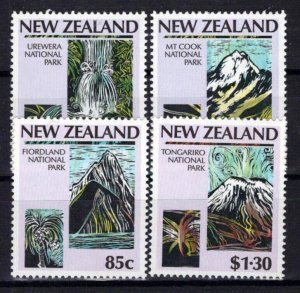 New Zealand 876-879 MNH Natl. Parks Waterfalls Mountains Nature ZAYIX 0424S0220M