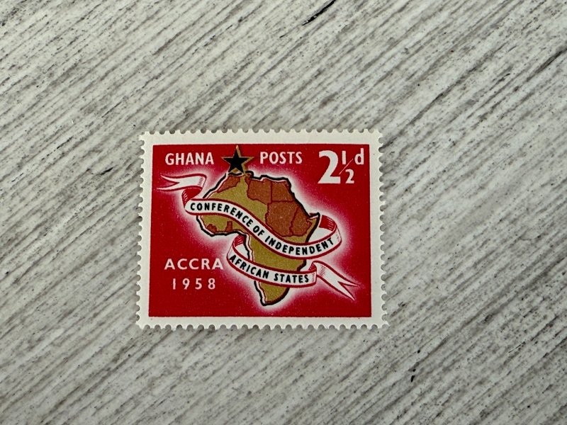 Ghana #21 MNH,  Map of Africa, 2 1/2p 2024 SCV $0.25