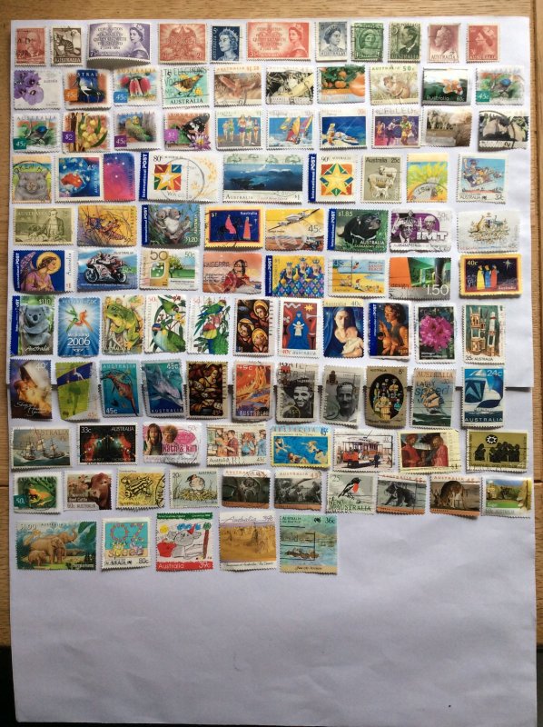 Australia 100 stamps - Lot E