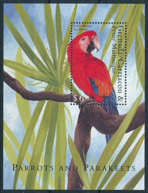 [108764] Gren. Carriacou & Petite Martinique 2000 Bird Parrot Macaw Sheet MNH