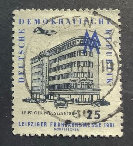 Germany DDR 1961 Scott 534 used - 25pf,  Leipzig Spring Fair, Press Center