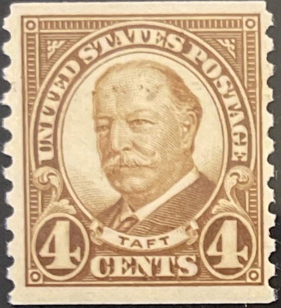 Scott #687 1930 4¢ William Howard Taft perf. 10 vertically MNH OG