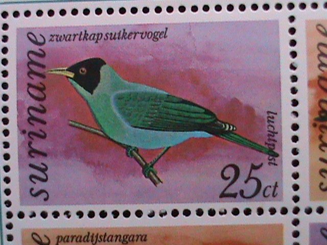 SURINAM-1977- AMPLHILEX'77 STAMP SHOW-LOVELY SONG BIRDS -MNH S/S VERY FINE