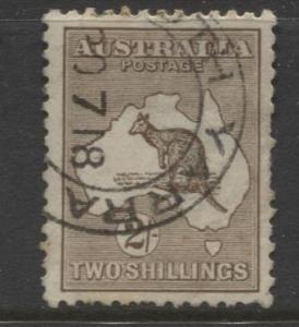 Australia - Scott 11 - Kangaroo -1913 - FU - Wmk 8 - 2/- Stamp