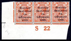 1922 2d Die I corner strip of 3 with Control S22 imperf., basic stamp with flaw