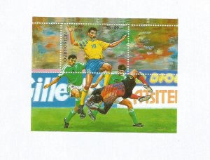 UZBEKISTAN - 1999 - Football - Perf Souv Sheet - M L H