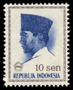 INDONESIA Sc 672 VF/MNH - 1966 10s President Sukarno