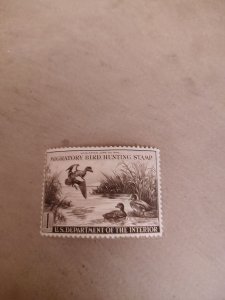 (4233) United States Fed Duck Stamp #RW9