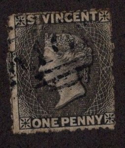 St.  Vincent #13 Used *Minor Fault* ~JM-3067